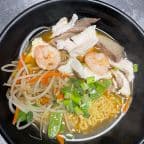 Best Ramen Bowl in Clinton Township, MI